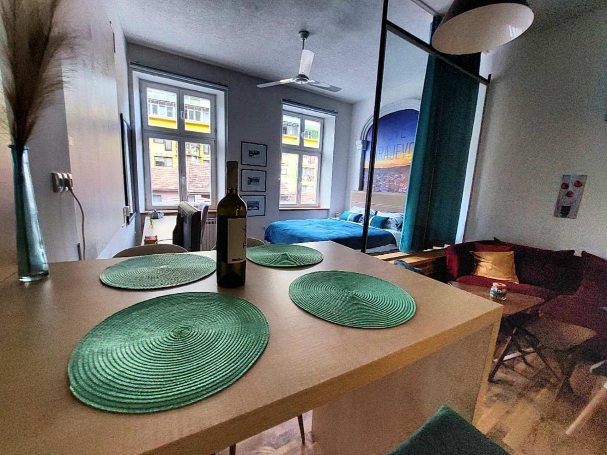 KIZZ Apartment Sarajevo Bagian luar foto